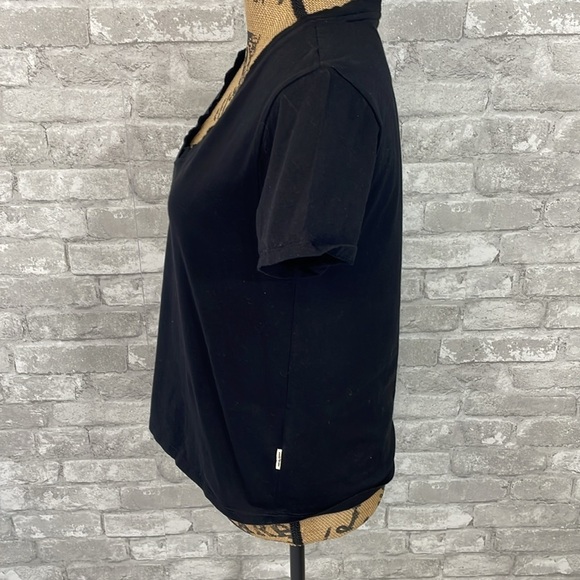 Easy Standard Vneck Short Sleeve Tee - Picture 3 of 6